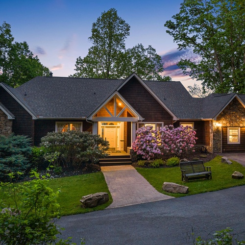 Special Property 15% Off Biltmore Championship Special