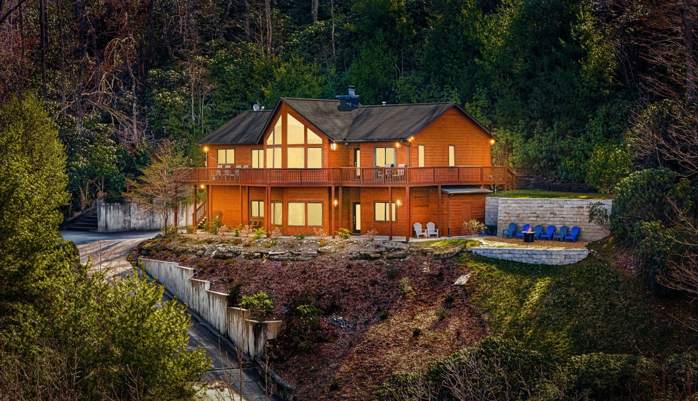 Special Property Pisgah View Winter Special